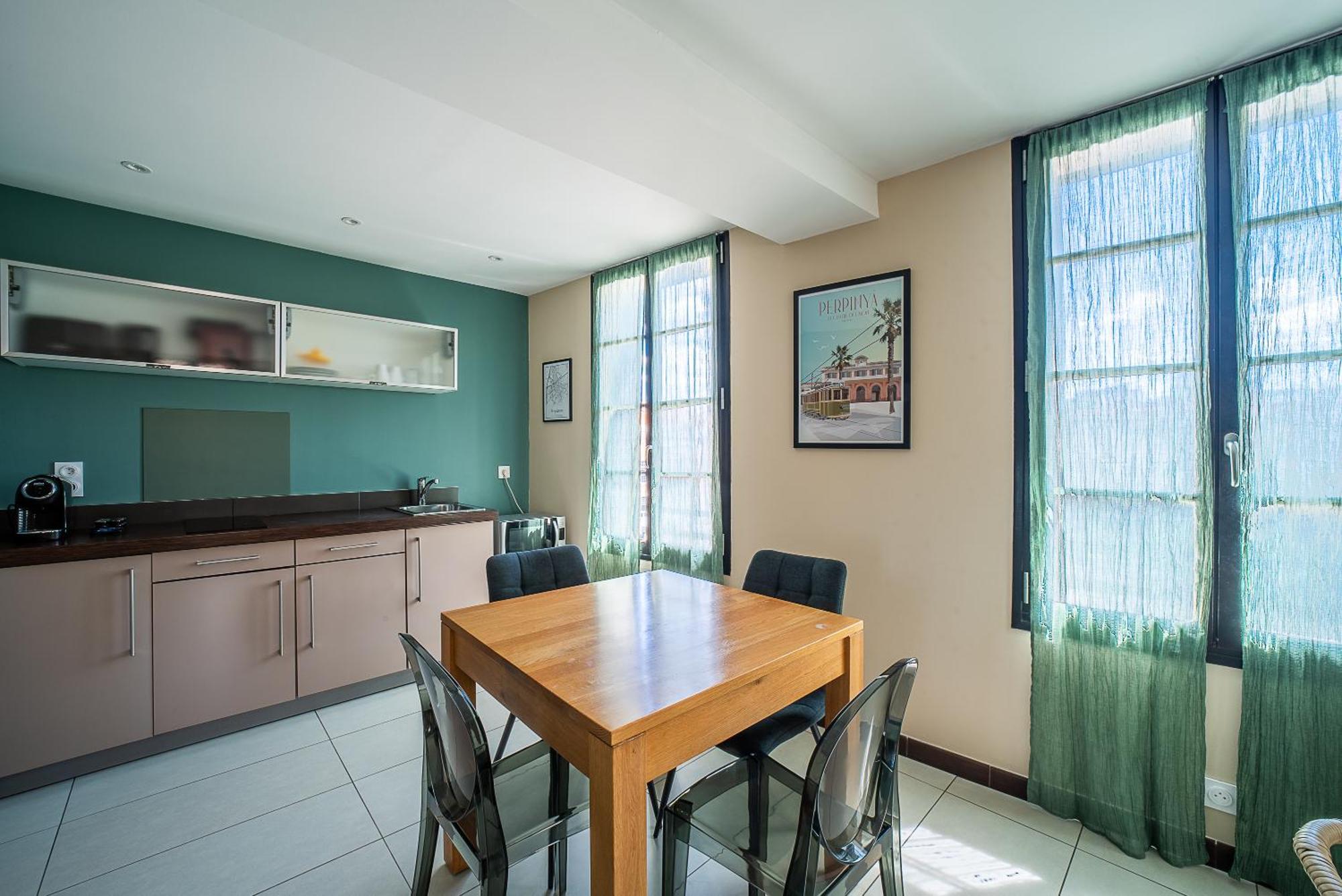 Suites Coronell D'En Vila 佩皮尼昂 外观 照片