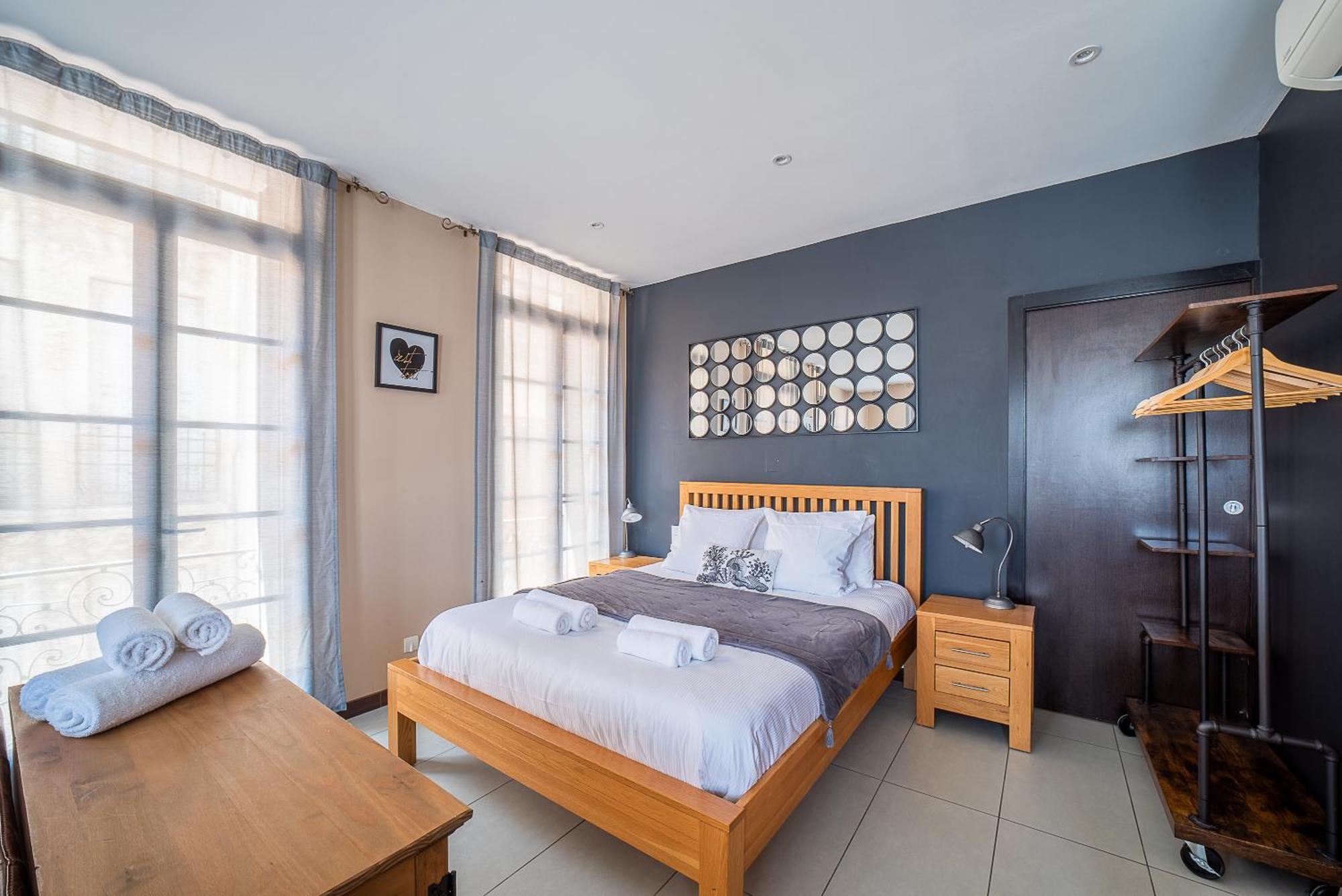 Suites Coronell D'En Vila 佩皮尼昂 外观 照片