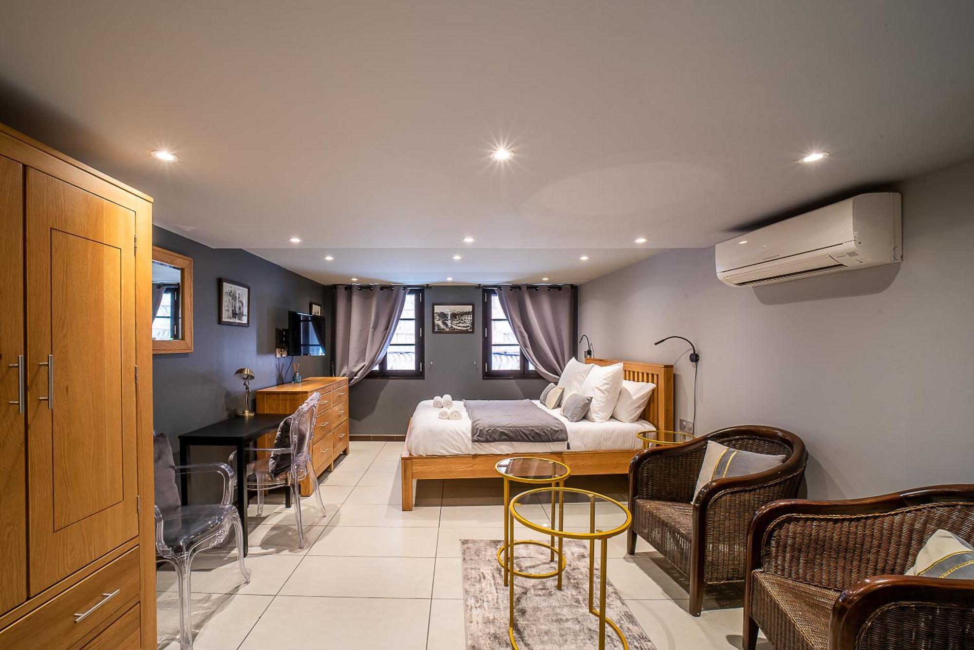 Suites Coronell D'En Vila 佩皮尼昂 外观 照片